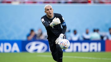 DOHA, QATAR - NOVEMBER 27: Keylor Navas of Costa Rica controls the ball during the FIFA World Cup Qatar 2022 Group E match between Japan and Costa Rica at Ahmad Bin Ali Stadium on November 27, 2022 in Doha, Qatar. (Photo by Marvin Ibo Guengoer - GES Sportfoto/Getty Images)