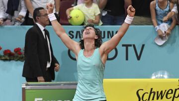 Carla Suárez se gana a Madrid: bate a Pera y vuelve a cuartos