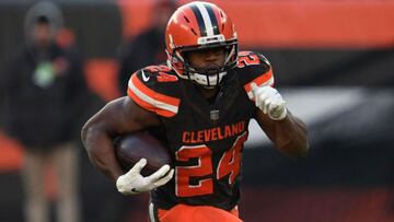 Chubb entra a su &uacute;ltimo a&ntilde;o de contrato de novato con Cleveland y Hunt pide una extensi&oacute;n para el producto de Georgia.