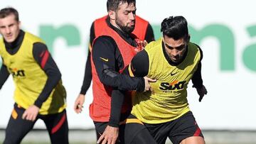 Falcao Garc&iacute;a, delantero del Galatasaray, habr&iacute;a tenido una reuni&oacute;n con Fatih Terim en donde le habl&oacute; del deseo de estar el pr&oacute;ximo s&aacute;bado ante Fenerbahce