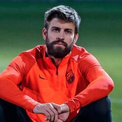 Gerard Piqué rompe a llorar durante su participación en un acto solidario