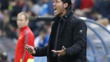El entrenador del Atlético de Madrid, Diego Simeone, durante el partido.