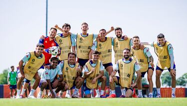 Buen ambiente en el entrenamiento previo a los octavos