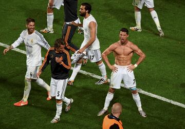 Cristiano Ronaldo celebra el 4-1 anotado al Atlético en la final de la Champions de Lisboa