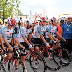 La Vuelta a Polonia neutraliza la etapa en honor a Lambrecht