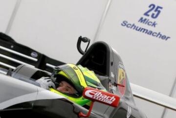 Estreno del alemán Mick Schumacher en la F-4.