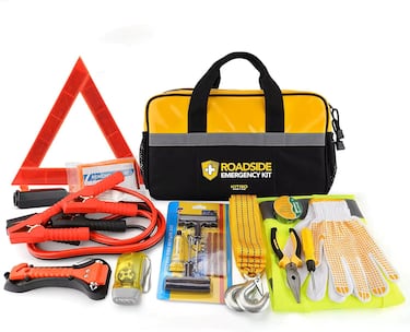 ¿Qué lleva en un kit de emergencia para auto?