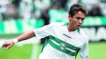 <b>PRETENDIDO. </b>Keirrison, hasta ahora en el Coritiba, es seguido por el Atlético para reforzar su equipo.