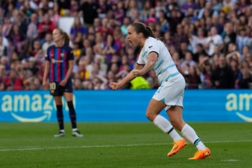 Guro Reiten scored the equaliser and sent the Barça fans' nerves into overdrive.