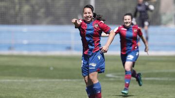 Charlyn Corral logró un hat-trick ante le Málaga.