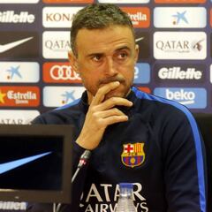 Luis Enrique discrepa de Piqué: "A los árbitros hay que ayudarles"