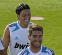 Sergio Ramos y Mesut Özil siguen al margen pero jugarán