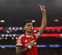 Richard Ríos anota su primer gol en Champions y le da vida a Benfica