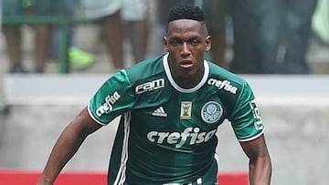 Yerry Mina jug&oacute; los 90 minutos ante Sao Paulo.