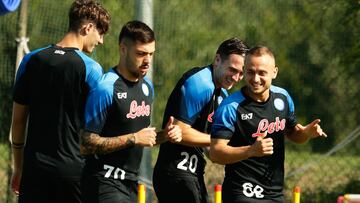 Entrenamiento del Nápoles.