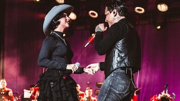 Ángela Aguilar revela en su gira musical por Estados Unidos que celebrará su boda por la iglesia en mayo.