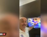 DT de Concepción vive el ascenso ‘encerrado’ en una pieza de hotel y así reacciona tras el pitazo final