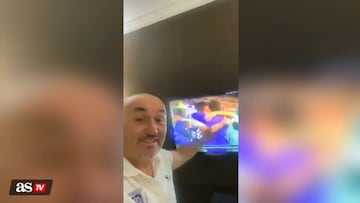 DT de Concepción vive el ascenso ‘encerrado’ en una pieza de hotel y así reacciona tras el pitazo final