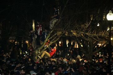 Los bostonianos seguidores de los Patriots acuden al Boston Common, lugar de celebración de los éxitos deportivos de la ciudad.