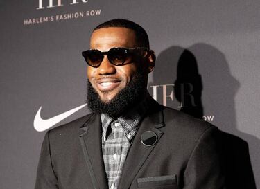 LeBron James quids in with the Lakers - 9000 dollars per minute!