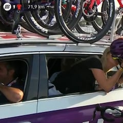 Ezquerra pidió matrimonio en plena etapa: "Sí, quiero"