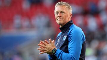 Hallgrimsson con Islandia.