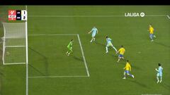 La clamorosa pifia de Vitor Roque en su debut que recordará siempre... y detallazo de ‘Lewy’