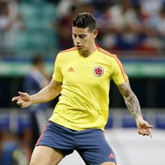 En Italia ven posible la cesión de James al Napoli