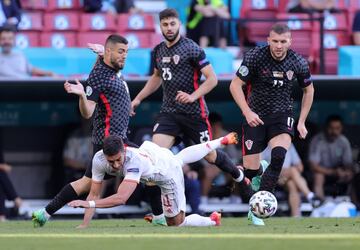 Rebic y Ferrán Torres.