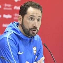 Machín: "El Barcelona con o sin Messi puede ganar a cualquiera"