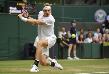 Djokovic tames Shapovalov to reach Wimbledon final