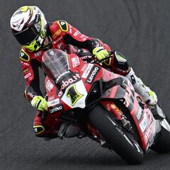 Recital de Bautista bajo el agua