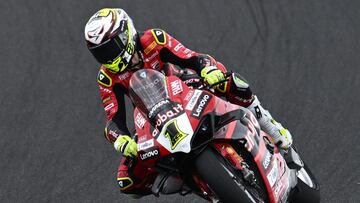 Phillip Island (Australia), 25/02/2023.- Spanish rider Alvaro Bautista of Aruba.it Racing Ducati team during WorldSBK Free Practice Three of the Superbike World Championship on Phillip Island, Victoria, Australia, 25 February 2023. (Motociclismo, Ciclismo) EFE/EPA/JOEL CARRETT AUSTRALIA AND NEW ZEALAND OUT
