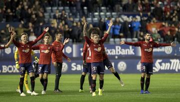 Los jugadores de Osasuna tras un partido.