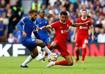 Liverpool debutó en la Premier League en condición de visitante ante el Chelsea. Luis Díaz abrió el marcador para los Reds, mientras que Axel Disasi empató para los locales para el 1-1 final.