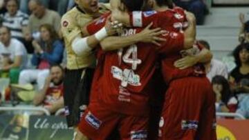 ElPozo se acuesta líder