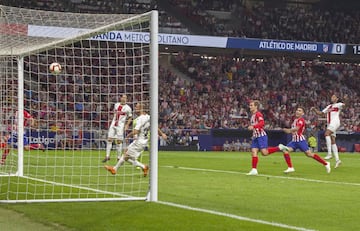 1-0. Antoine Griemzann marcó el primer gol.