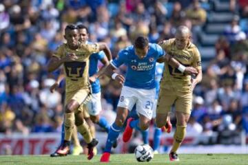 Así se dio el encuentro entre cementeros y los felinos celebrado esta tarde en el Estadio Azul