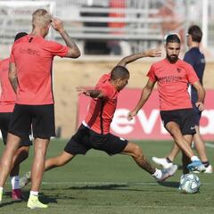 Dabbur: el misterioso caso del 9 que puede irse sin debutar