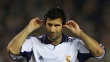 Figo, su primer clásico de blanco