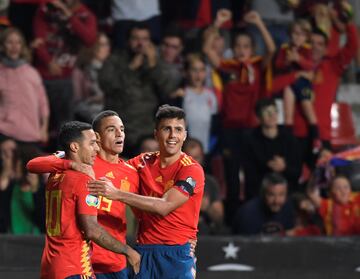 2-0. Rodrigo Moreno celebró el segundo gol.