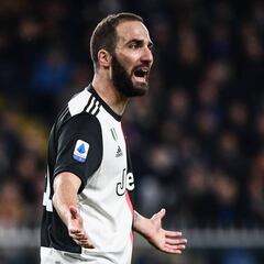 Higuaín, problema para Pirlo