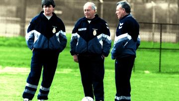 El cuerpo técnico de 1991, con Di Stéfano ayudado por entrenadores que empezaron en La Fábrica: Camacho y antes que él, Molowny.