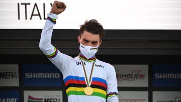 Alaphilippe: "Ganar el arco¨ªris culmina el sue?o de una vida"