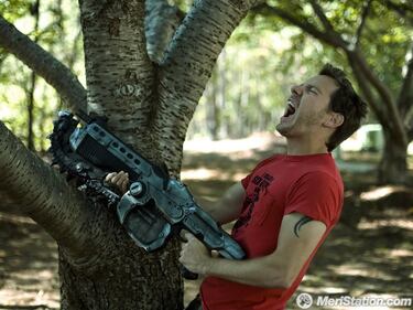 Cliff Bleszinski se pone de parte de los DLC presentes en los discos