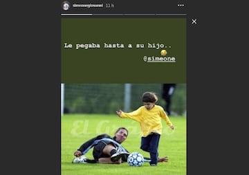 Diego Pablo Simeone y su hijo Giovanni, jugando al fútbol