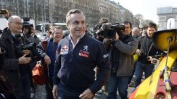 Carlos, satisfecho de la carrera de su hijo.