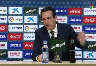 Emery critica a Piqué para quejarse del árbitro