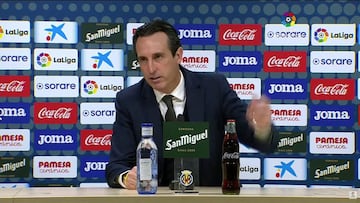 Emery critica a Piqué para quejarse del árbitro