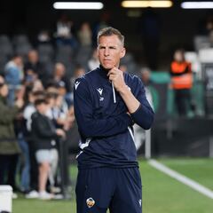 Johan Plat mejora los números de Dick Schreuder